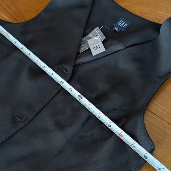 NWT GAP Black Longline Single-breasted Button Front Vest, size M - Picture 4 of 7